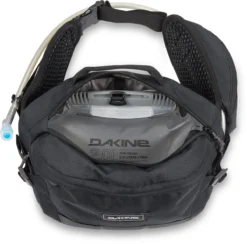 Heuptas Dakine Hot Laps 5L Black -Campingwinkel 3 dakine hot laps 5l bike waist bag 390803 17