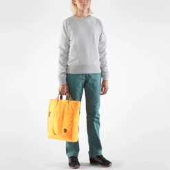 Fjallraven Draagtas Fjällräven Totepack No. 1 Super Grey -Campingwinkel F24203 SS19 srrd totepack no1 fjaellraeven 21 1